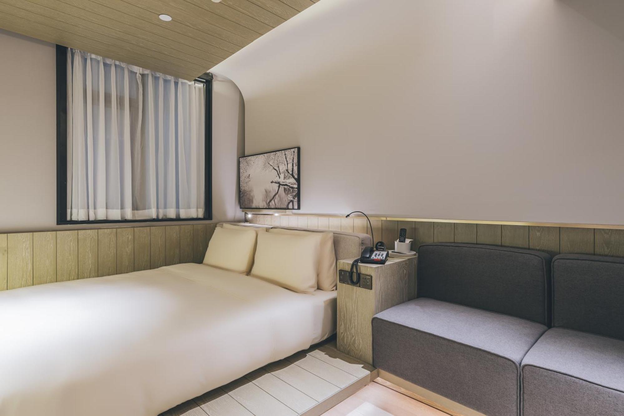 Atour X Hotel The Bund East Nanjing Road Шанхай Экстерьер фото